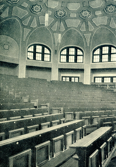 Innenansicht des Hauptgebäudesgebäudes von 1911, ein Vorlesungssaal